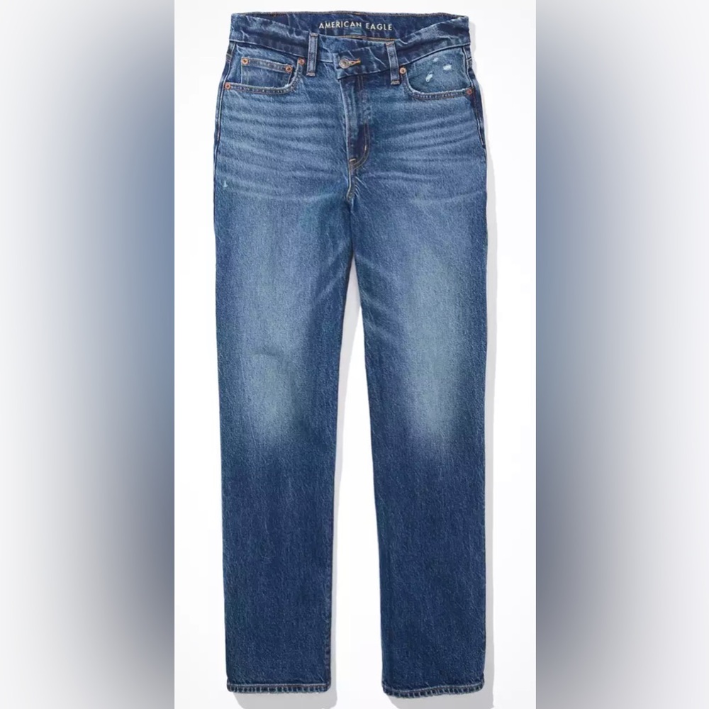 AE American Eagle Stretch Curvy '90s Straight Jean - 4 Short